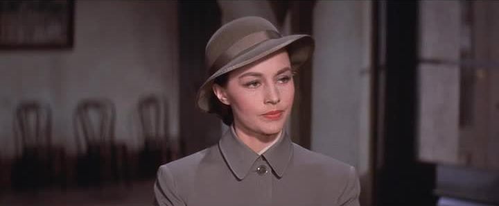 Cyd Charisse as Ninotchka Yoschenko 001